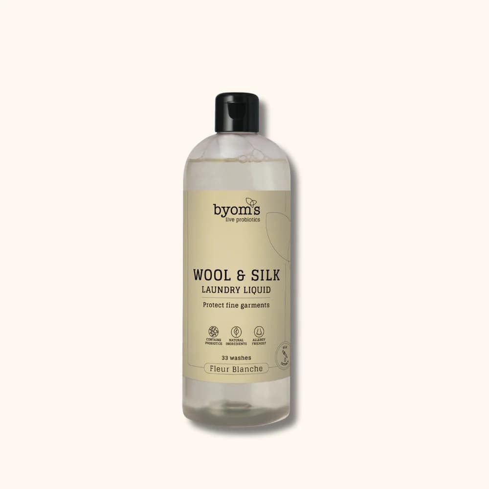 WOOL & SILK. Fljótandi þvottaefni með góðgerlum fyrir ull og silki. 500 ml